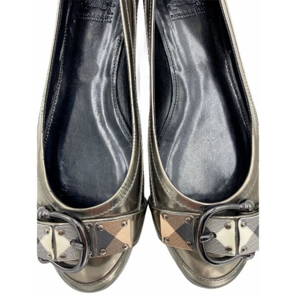 SOLD Burberry Patent Novacheck Silver Buckle Flats - Picture 4 of 12
